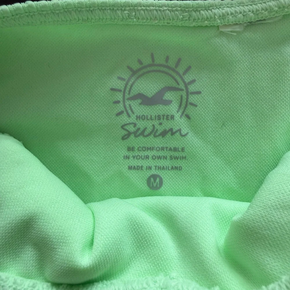 Hollister Green Ribbed Bikini Set - Picture 3 of 3